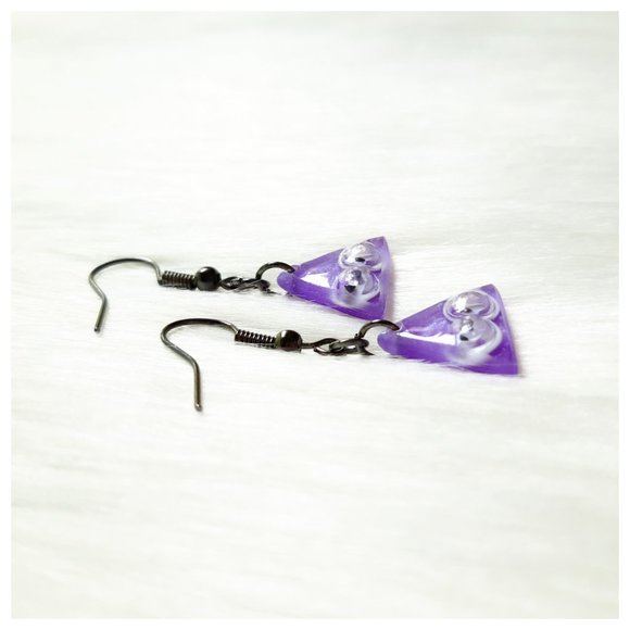 Purple Googly Eye Earrings Triangle Handmade Mini Resin Dangle Earrings - Picture 4 of 8